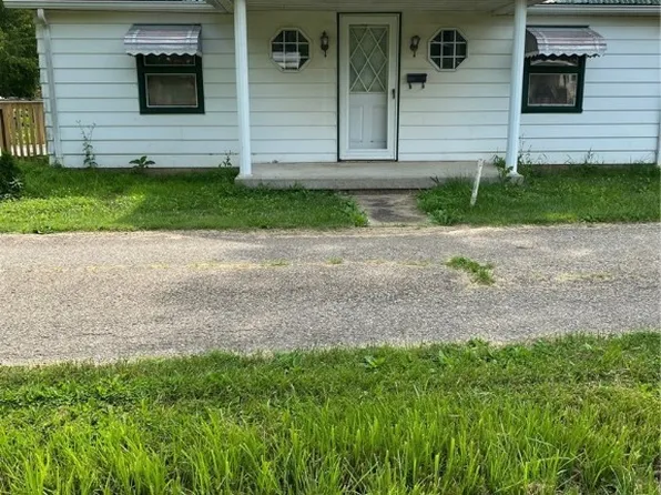 388 Nelson Rd, Roseville, OH 43777
