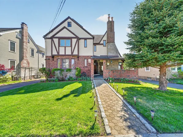 85 Wesley Avenue, Port Chester, NY 10573