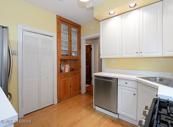 5th image of 3762 N Magnolia Ave APT 3
