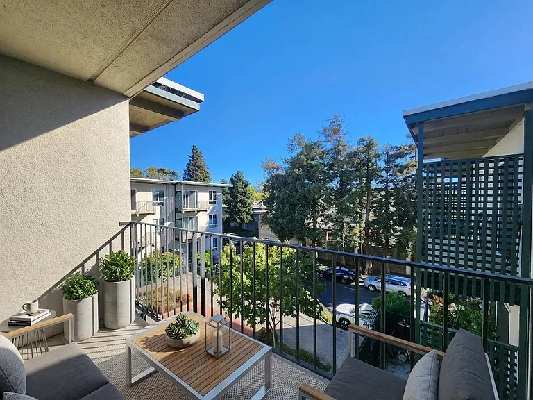 902 Peninsula Ave #405 — Photo 13