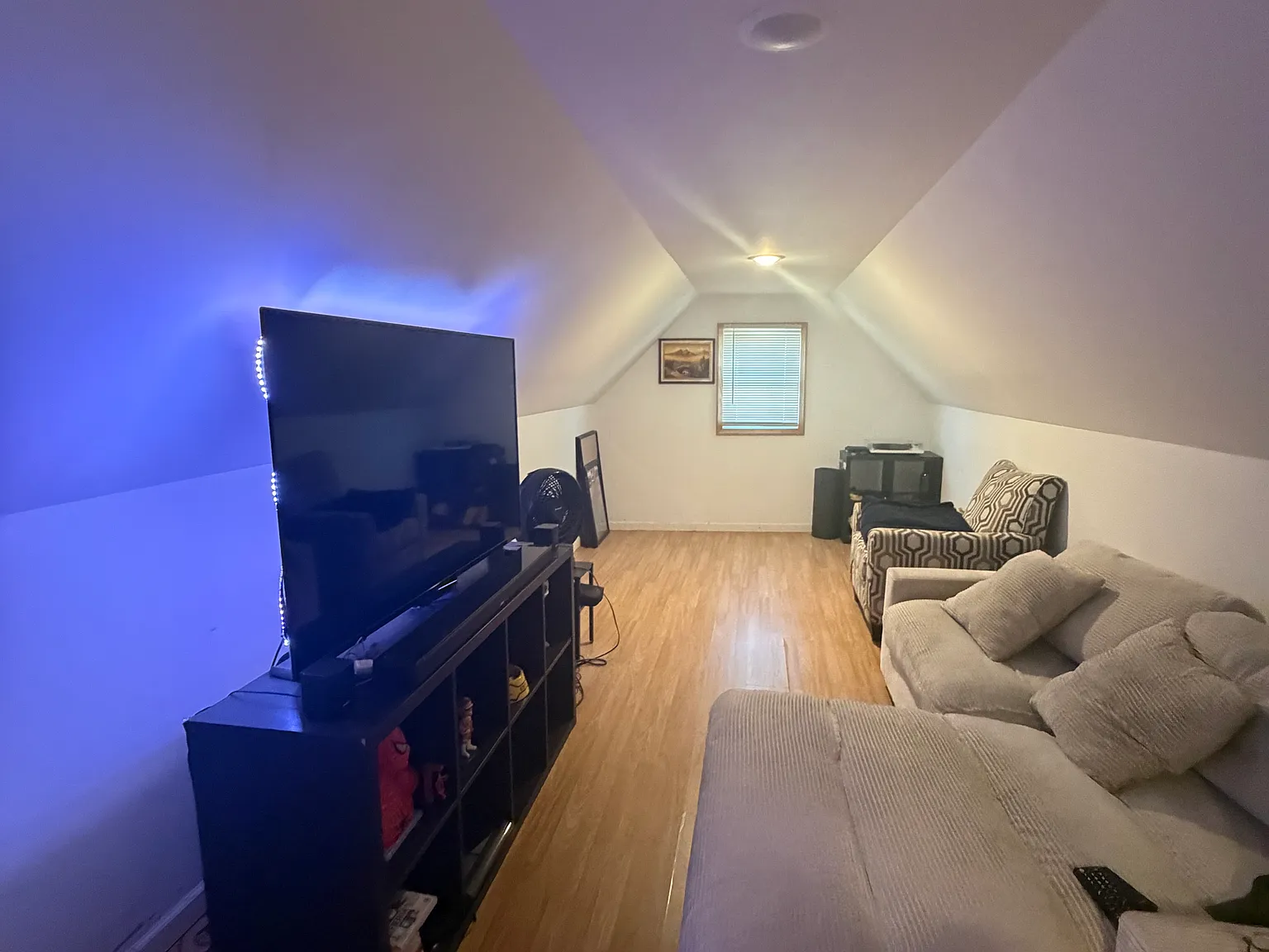 5 bed, 900 sqft, $2,750 — Photo 4