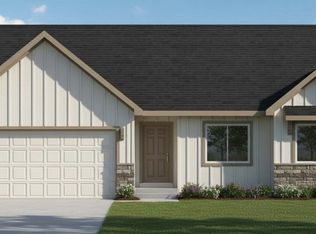 1620 Tiernan Trl, Stuart, IA 50250