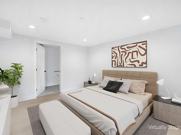 3rd image of 3301 Obama Blvd #2
