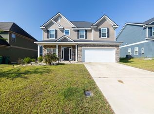 115 Red Oak Pl, Smiths Station, AL 36877