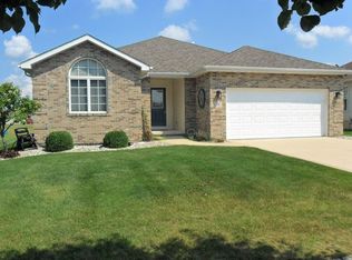 10747 Heather Dr, Winfield, IN 46307