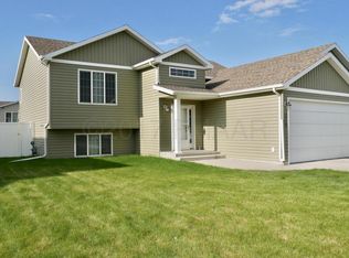 4264 31st Ave S, Fargo, ND 58104