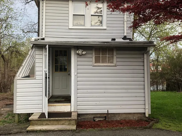 15 Crescent Ave, Totowa, NJ 07512