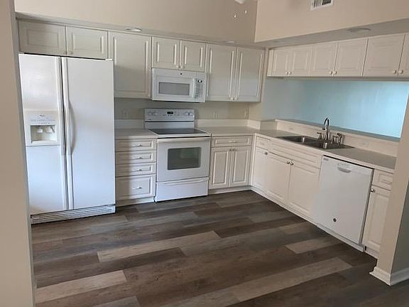 2nd image of 6425 Shoreline Dr APT 10104