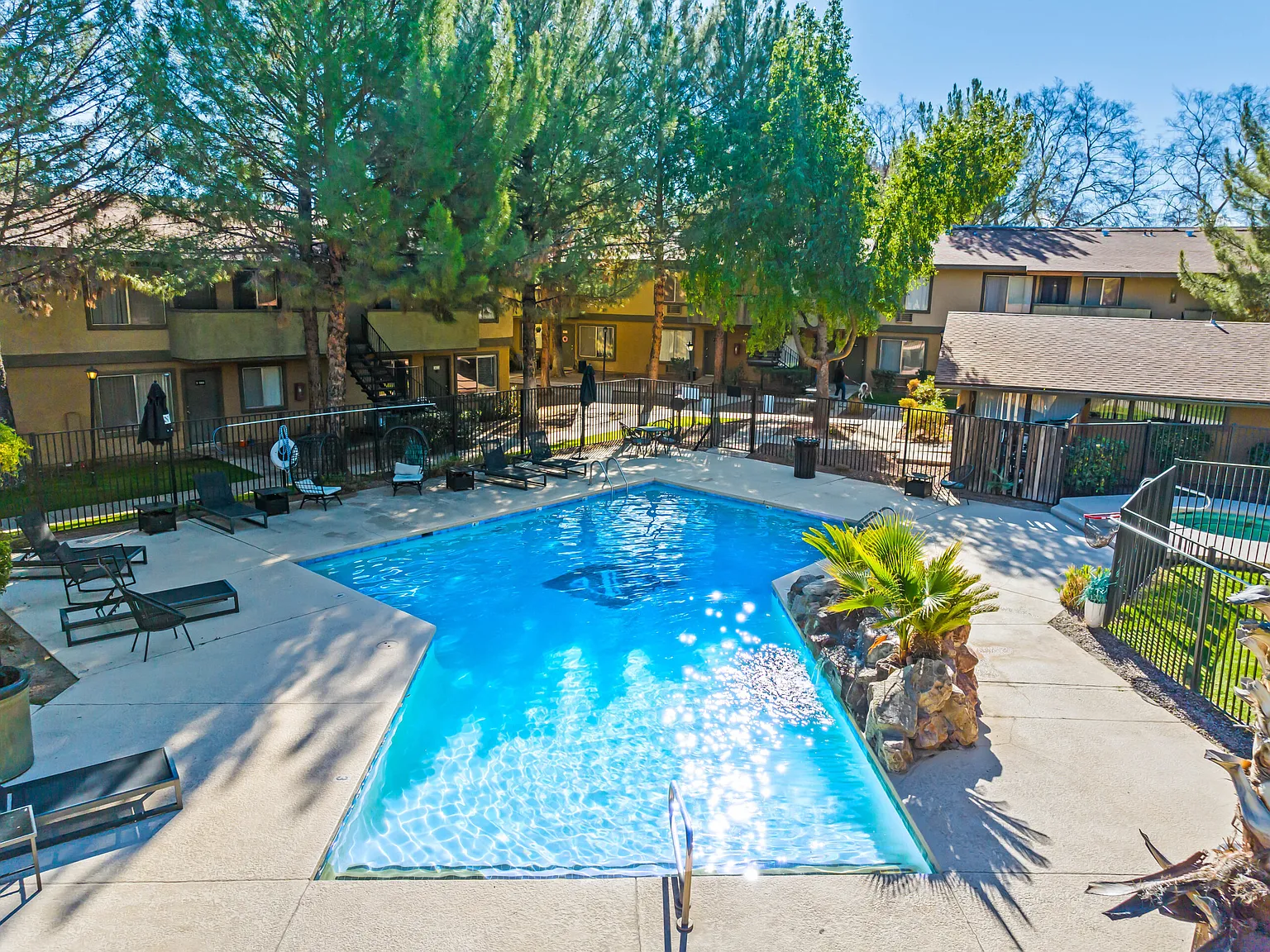 Sienna Ridge — Photo 2