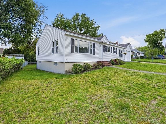 2nd image of 18 Rockwood Ln