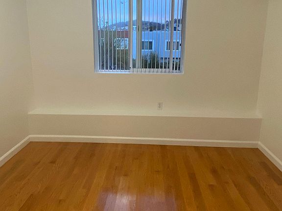 2nd image of 1746 31st Ave Unit 2