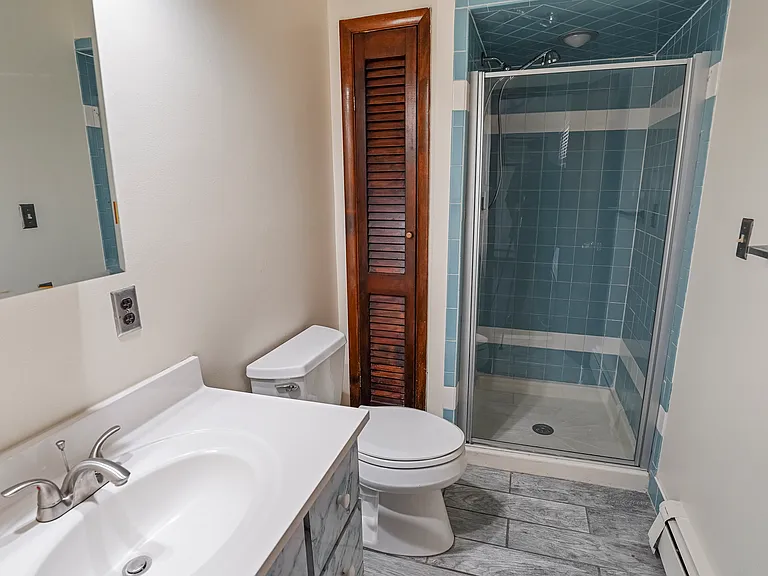 77 Highland Pl #2 — Photo 24