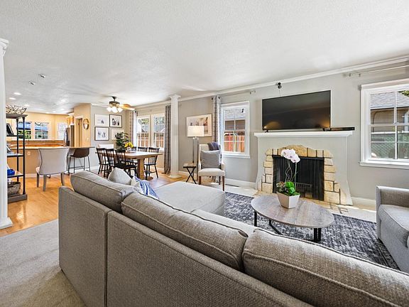 4th image of 1087 Hazelwood Ave