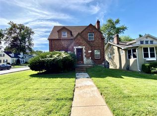 1015 N Sappington Rd, Saint Louis, MO 63122