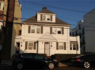 35 Purdy St, Harrison, NY 10528
