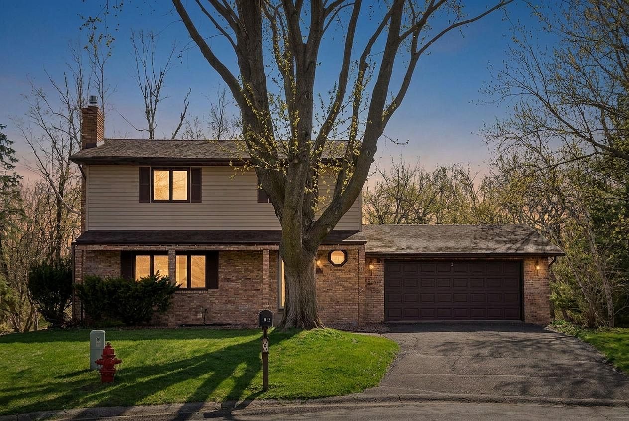 1912 Serendipity Ct, New Brighton, MN 55112 | MLS #7011376 | Zillow