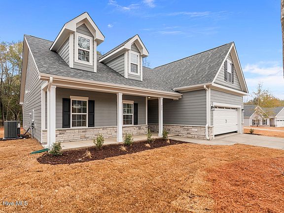 3rd image of 225 Telluride Court