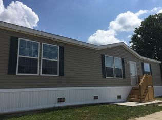 1170 Old Timber Dr, Monroe, MI 48161
