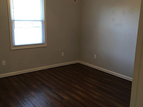 4th image of 3314 River Oaks Blvd