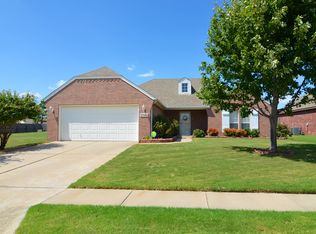 20665 E 48th St S, Broken Arrow, OK 74014