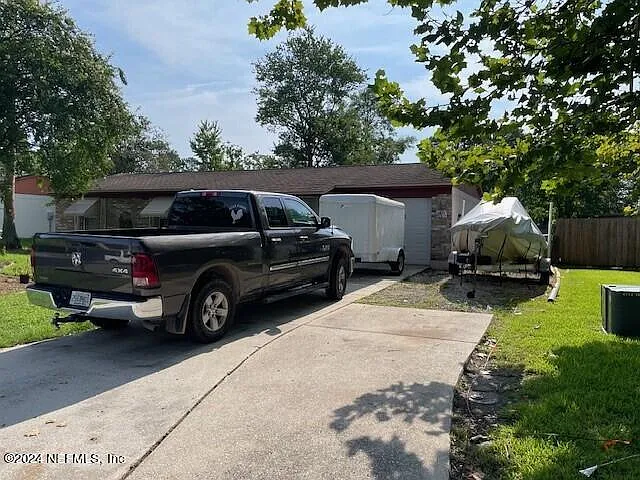 1651 Lisa Dawn Dr — Photo 3