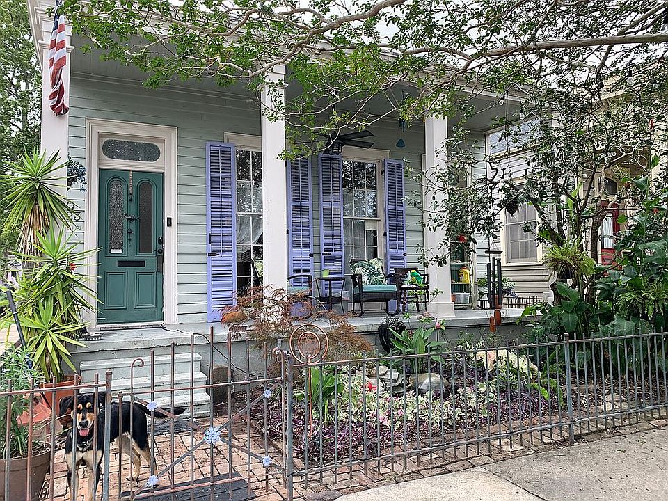 1st image of 123 Olivier St
