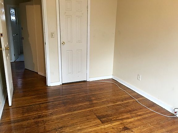 5th image of 127 N 15th St #2
