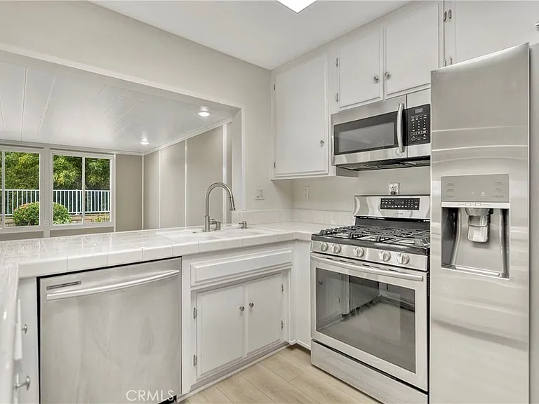 1425 Arrow Wood Dr — Photo 15