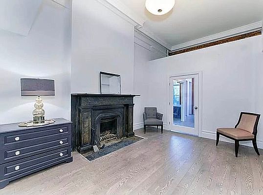 5th image of 271 W 11th St APT 2B