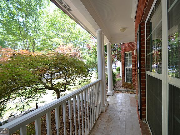 5th image of 4593 Elsinore Cir