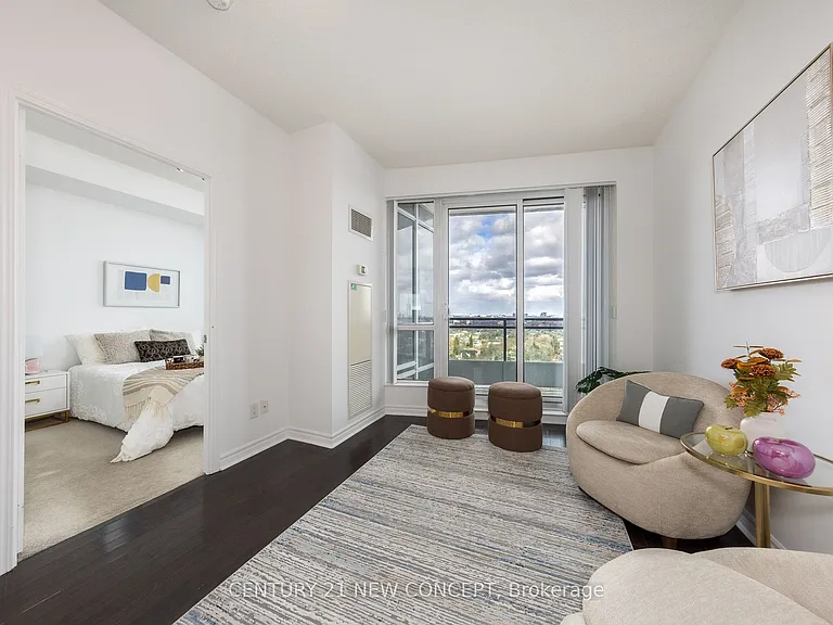 18 Holmes Ave #1812 — Photo 10