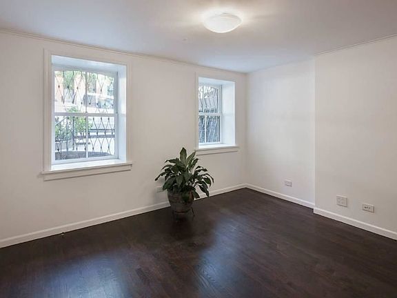 4th image of 320 E 18th St #1