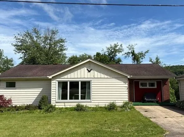 295 Adams Ln, Rayland, OH 43943
