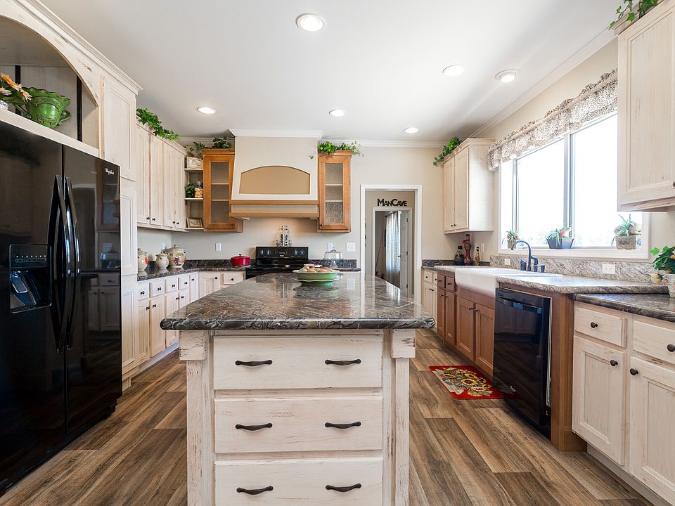 1st image of 1535 Interstate Dr #Heritage