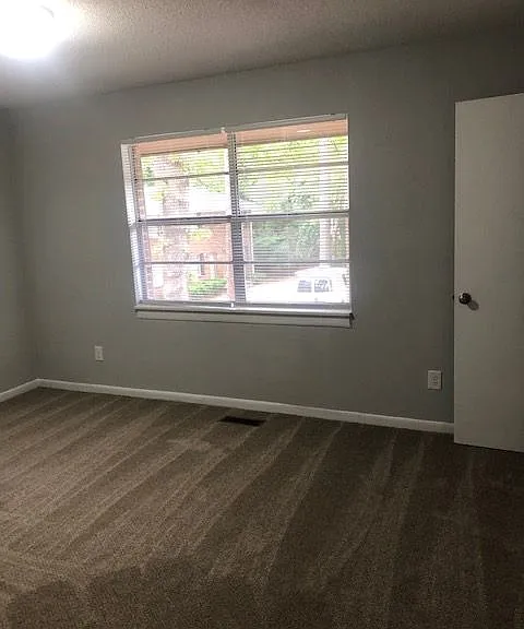 1526 Crest Rd #1526 — Photo 9