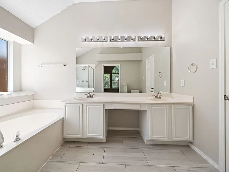 7512 Brookview Dr — Photo 21