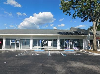 1st image of 120 Alexandria Blvd #15286228