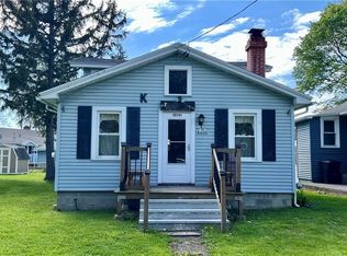 12751 Beach Ave, Silver creek, NY 14136