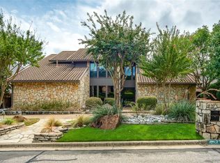 2320 Castle Rock Rd, Arlington, TX 76006