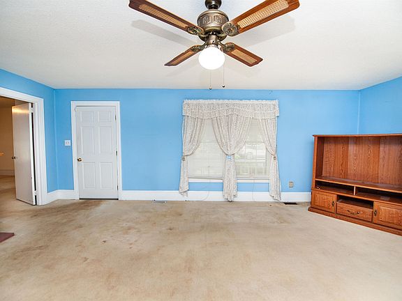 5th image of 609 S Georgia Ave