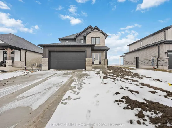 656 Ketter Way, Plympton Wyoming, ON N0N 1T0