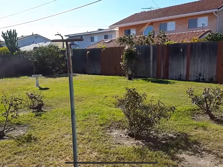 7451 Colombia Dr — Photo 5