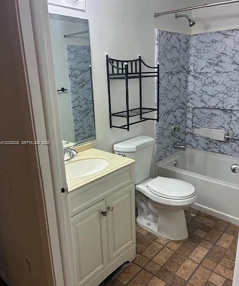 7075 NW 186th St #C507 — Photo 9
