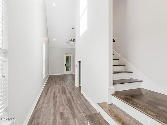 5th image of 126 Ambiance Cir