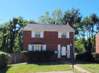 1227 Circle Dr, Pittsburgh, PA