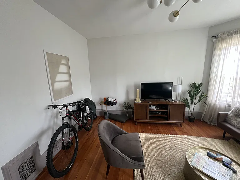 195 Hancock St #2 — Photo 7