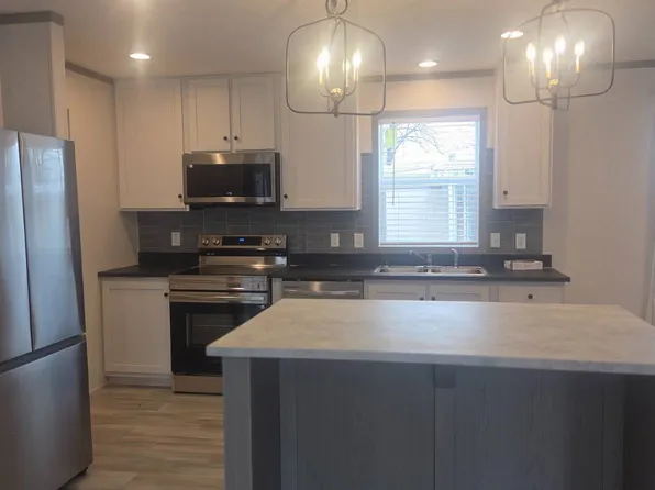 111 Cottonwood Blvd #111COT, Morton, IL 61550