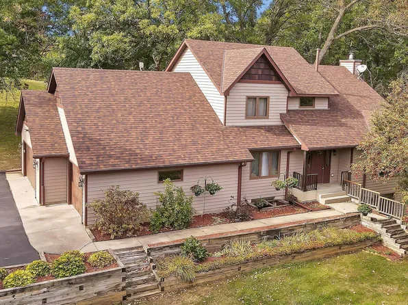 4428 Farmdale Cir, Saint Cloud, MN 56301