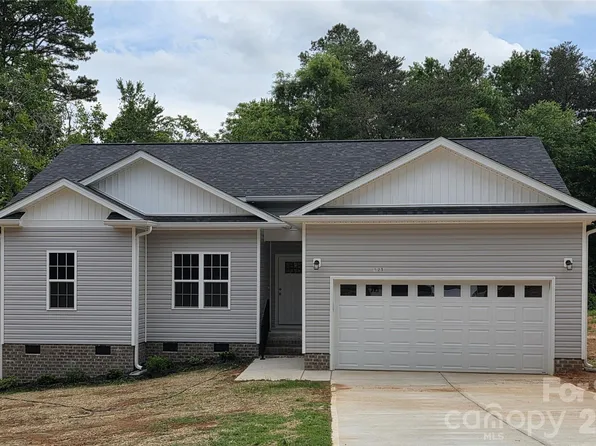 125 Kiser St, Bessemer City, NC 28016