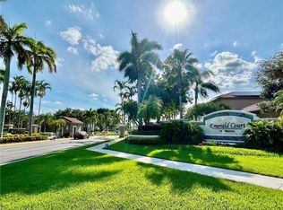 16220 Emerald Cove Rd, Fort Lauderdale, FL 33331